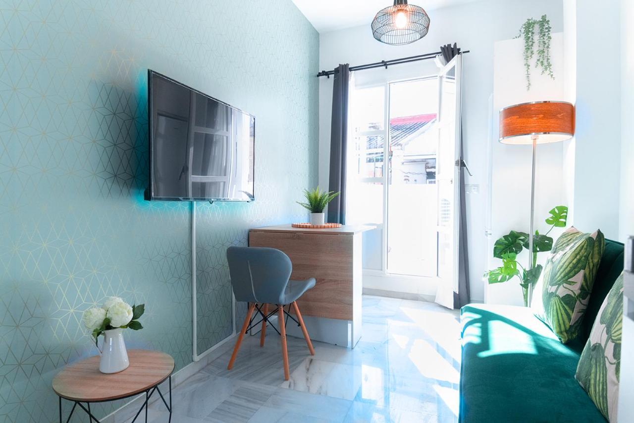 Downtown Apartment With Private Terrace & Jacuzzi Seville Luaran gambar