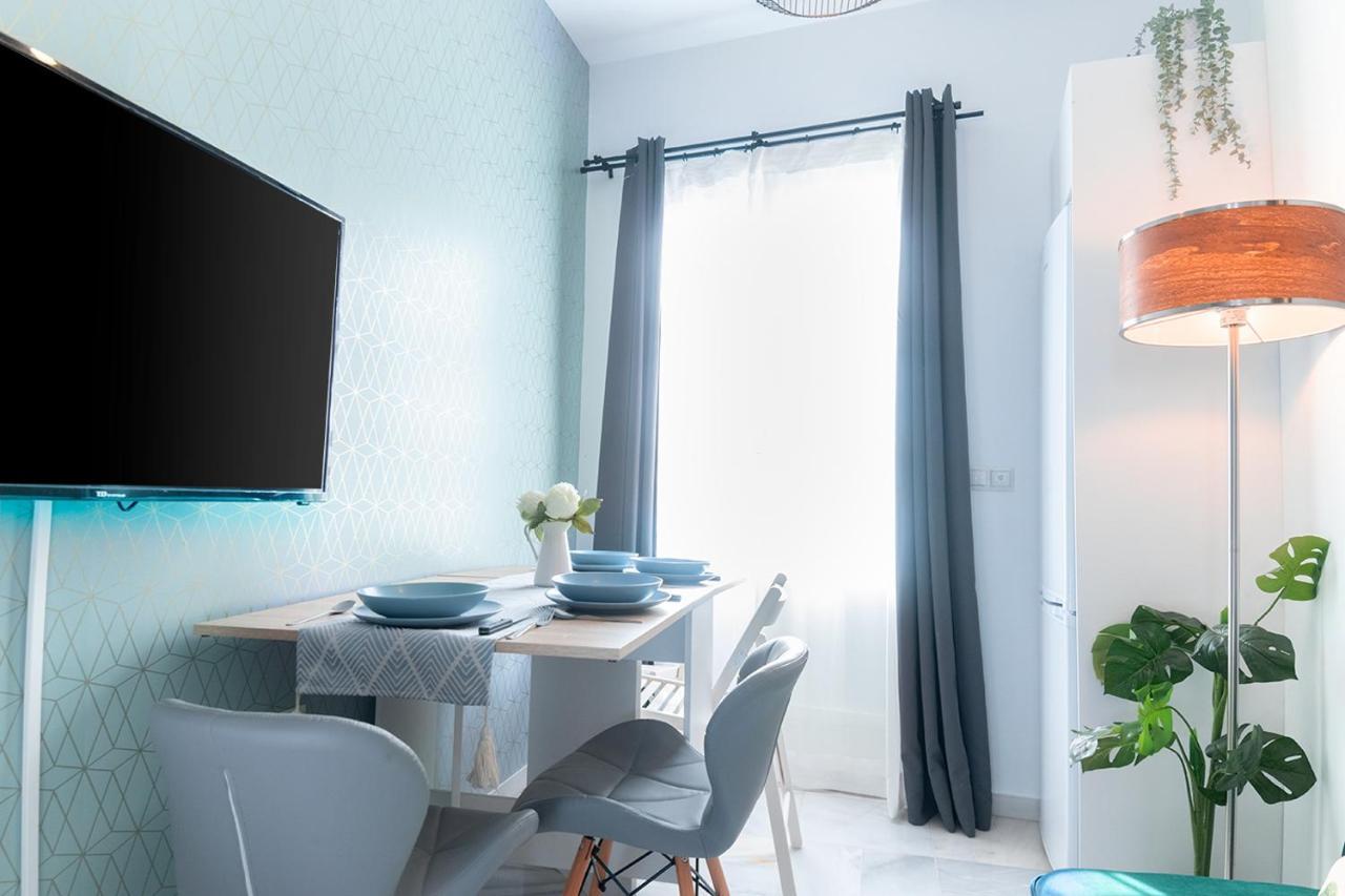 Downtown Apartment With Private Terrace & Jacuzzi Seville Luaran gambar